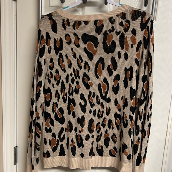 A New Day Cheetah women’s sweater - Picture 3 of 3